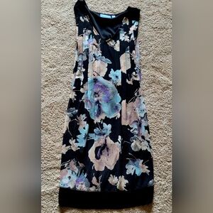 Simply Vera Women's Knee Length Black Floral Dress Size Medium